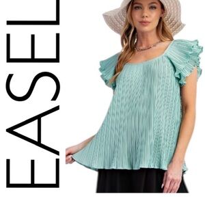 845:  EASEL NWT TOP SEAFOAM (GG6)